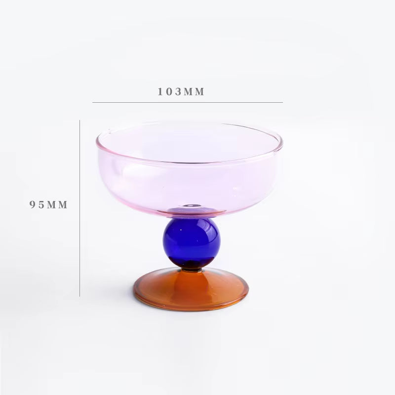 “A Small Stem, A Quiet Elegance” 