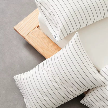 “A Calm Cover for Every Dream　Pillowcase” (まくらカバー)
