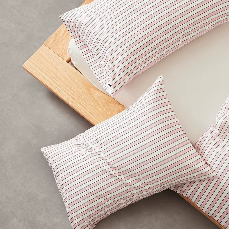 “A Calm Cover for Every Dream　Pillowcase” (まくらカバー)