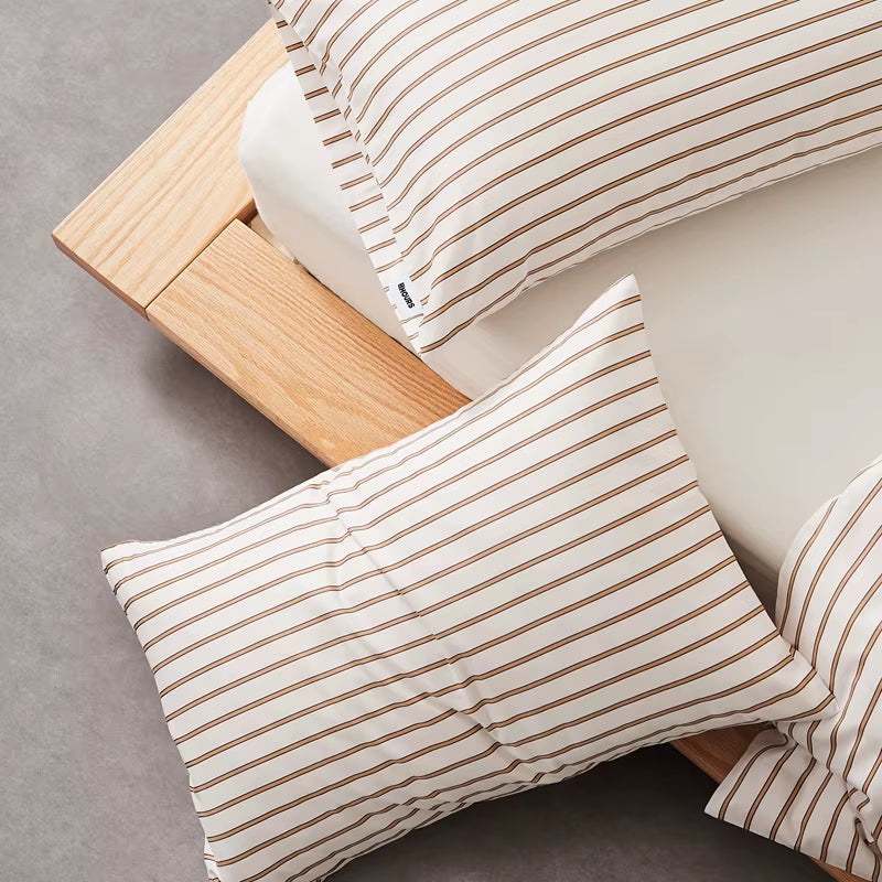 “A Calm Cover for Every Dream　Pillowcase” (まくらカバー)