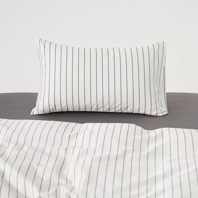 “A Calm Cover for Every Dream　Pillowcase” (まくらカバー)