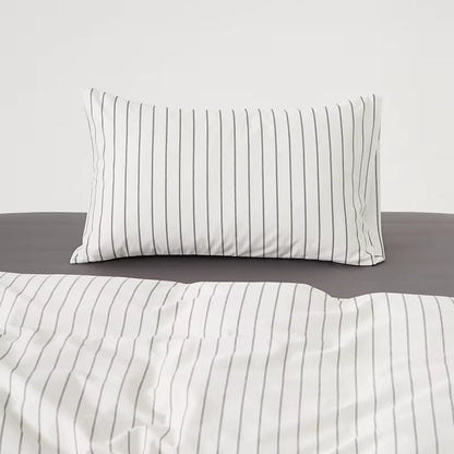 “A Calm Cover for Every Dream　Pillowcase” (まくらカバー)